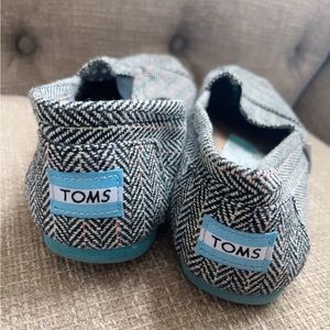 Toms shoes 7.5